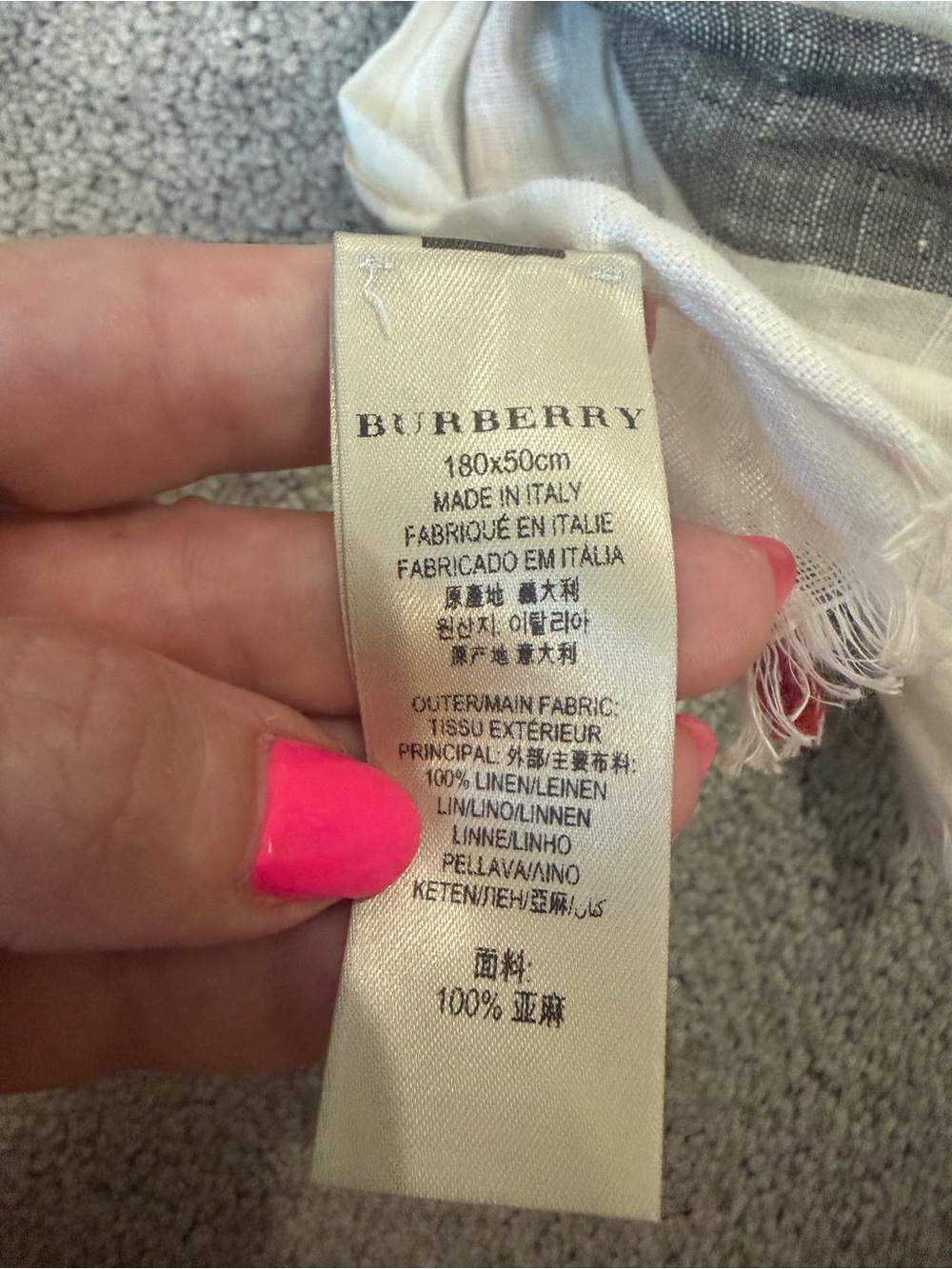 Burberry linen classic scarf - Picture 3 of 4